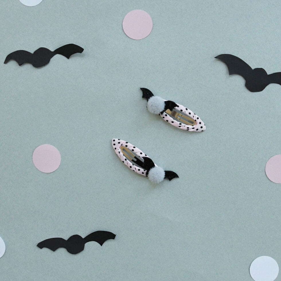 Pom-Pom Bat Clips