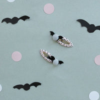 Pom-Pom Bat Clips