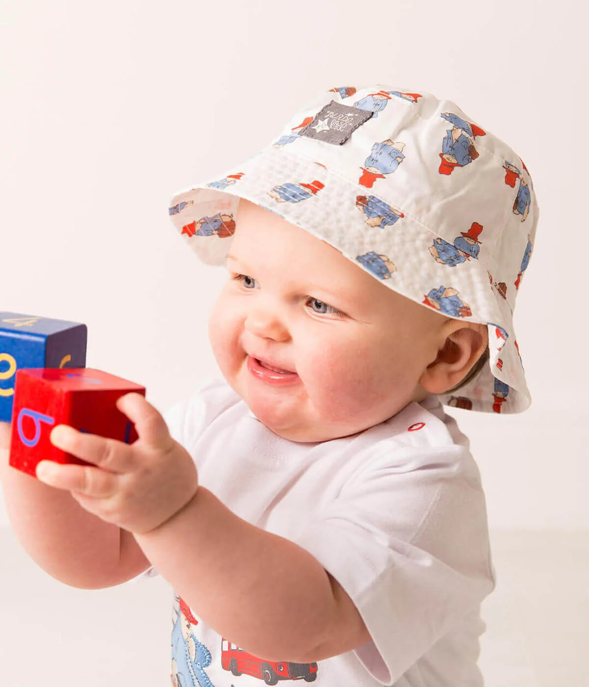 Paddington Loves to Travel Summer Hat
