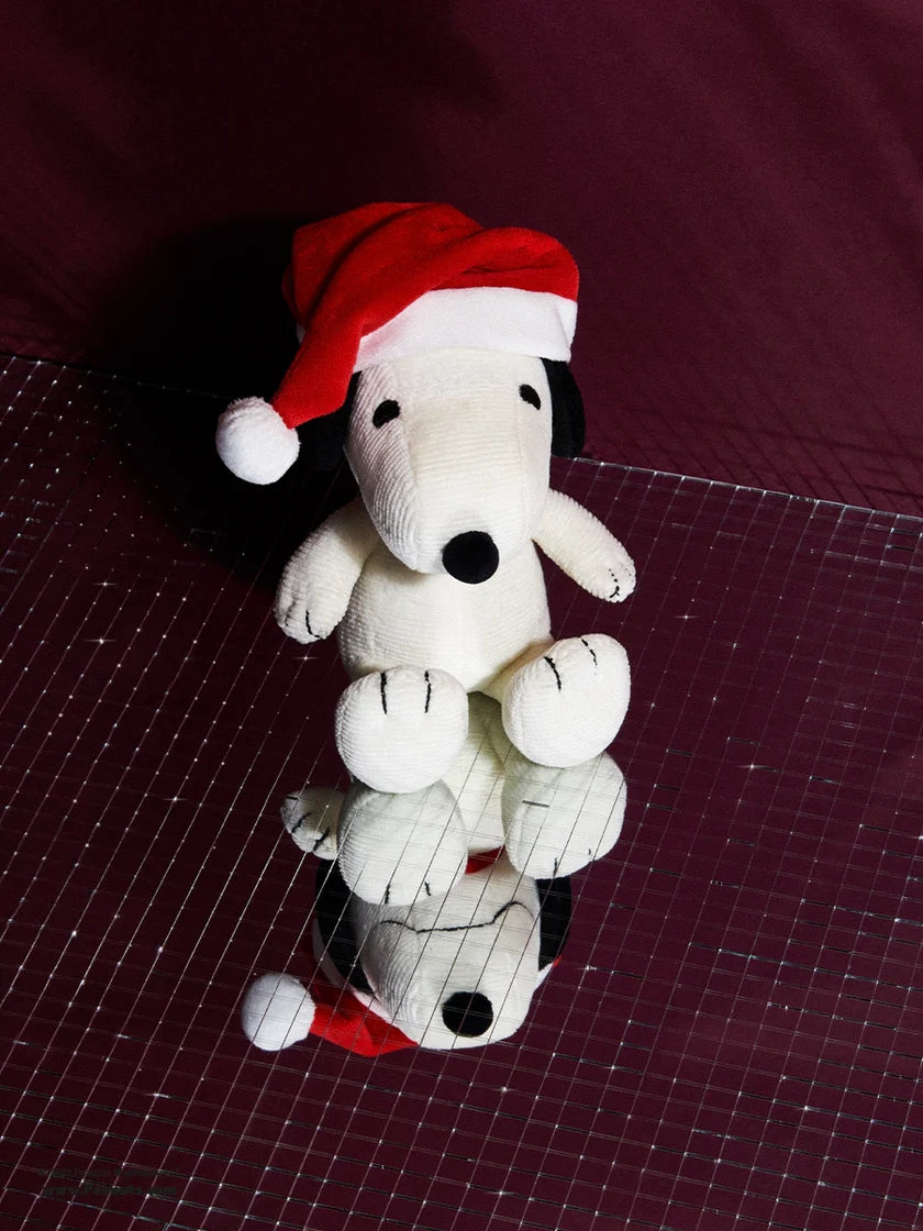 Snoopy with Christmas Hat