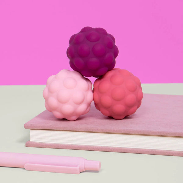 Speks Odds Silicone Magnets Purple Bumps
