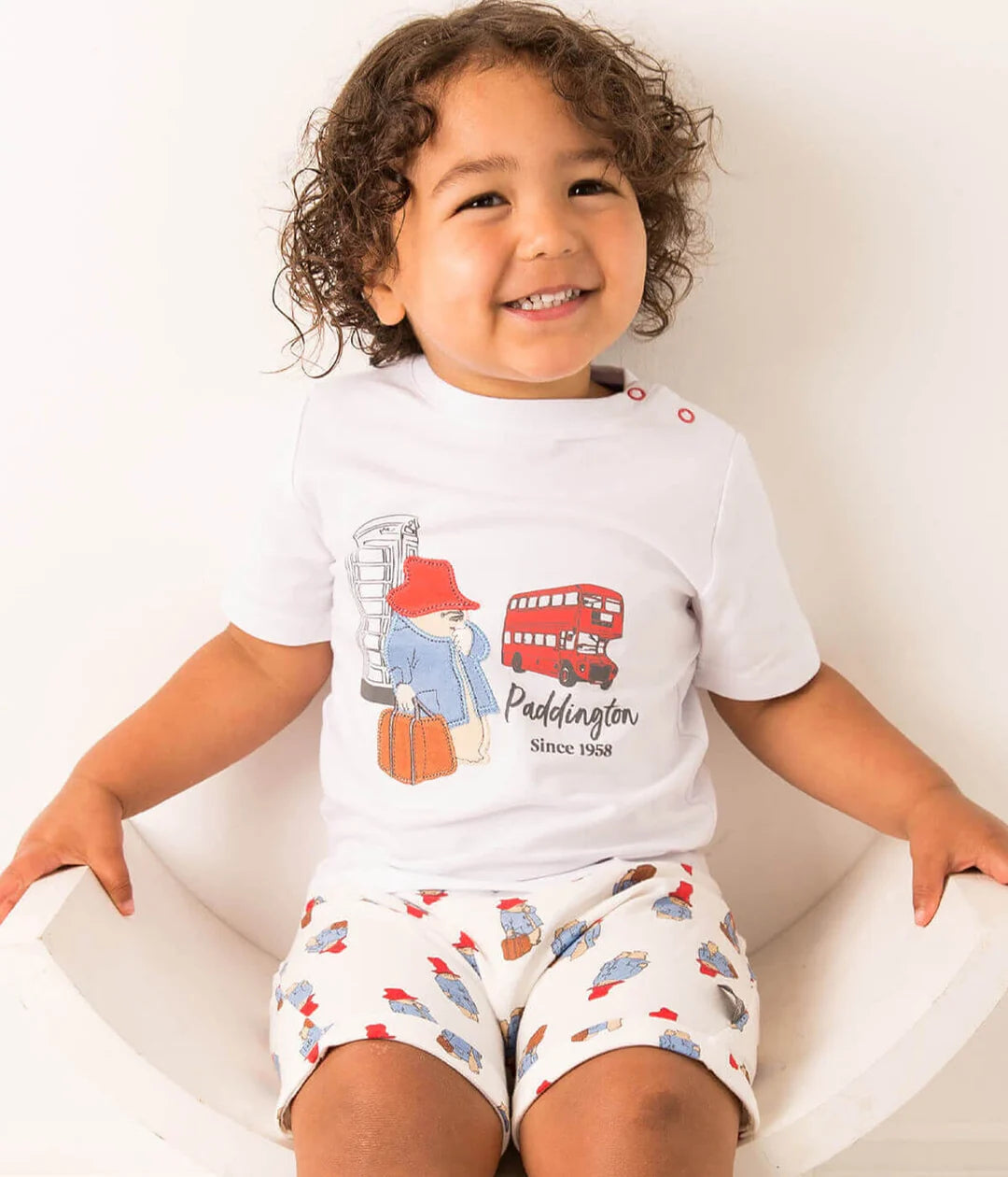 Paddington Loves to Travel Short Sleeve Tee