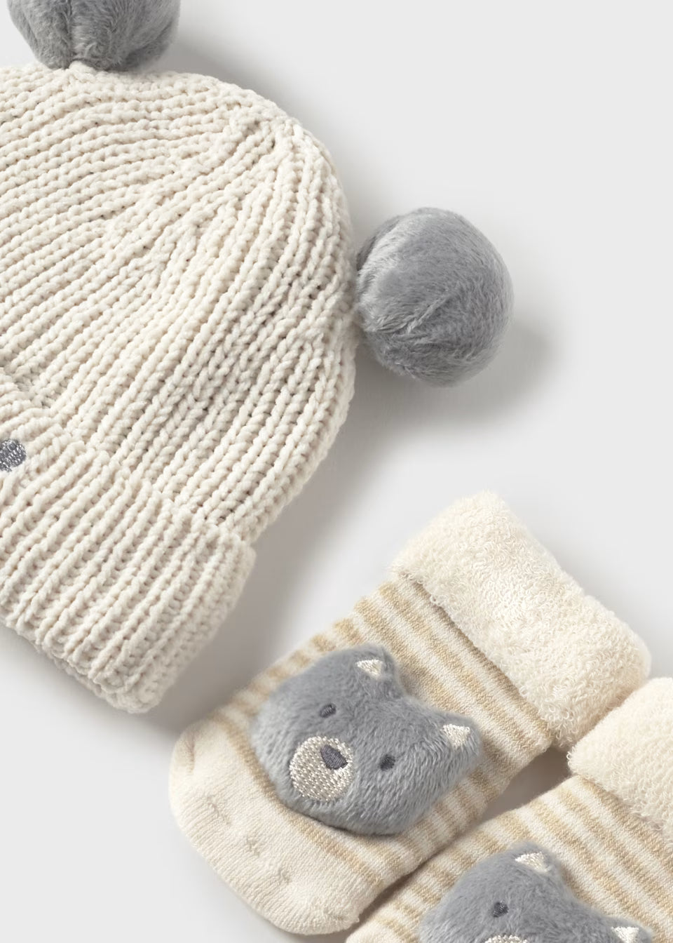 Mayoral Hat and Socks Set Cream